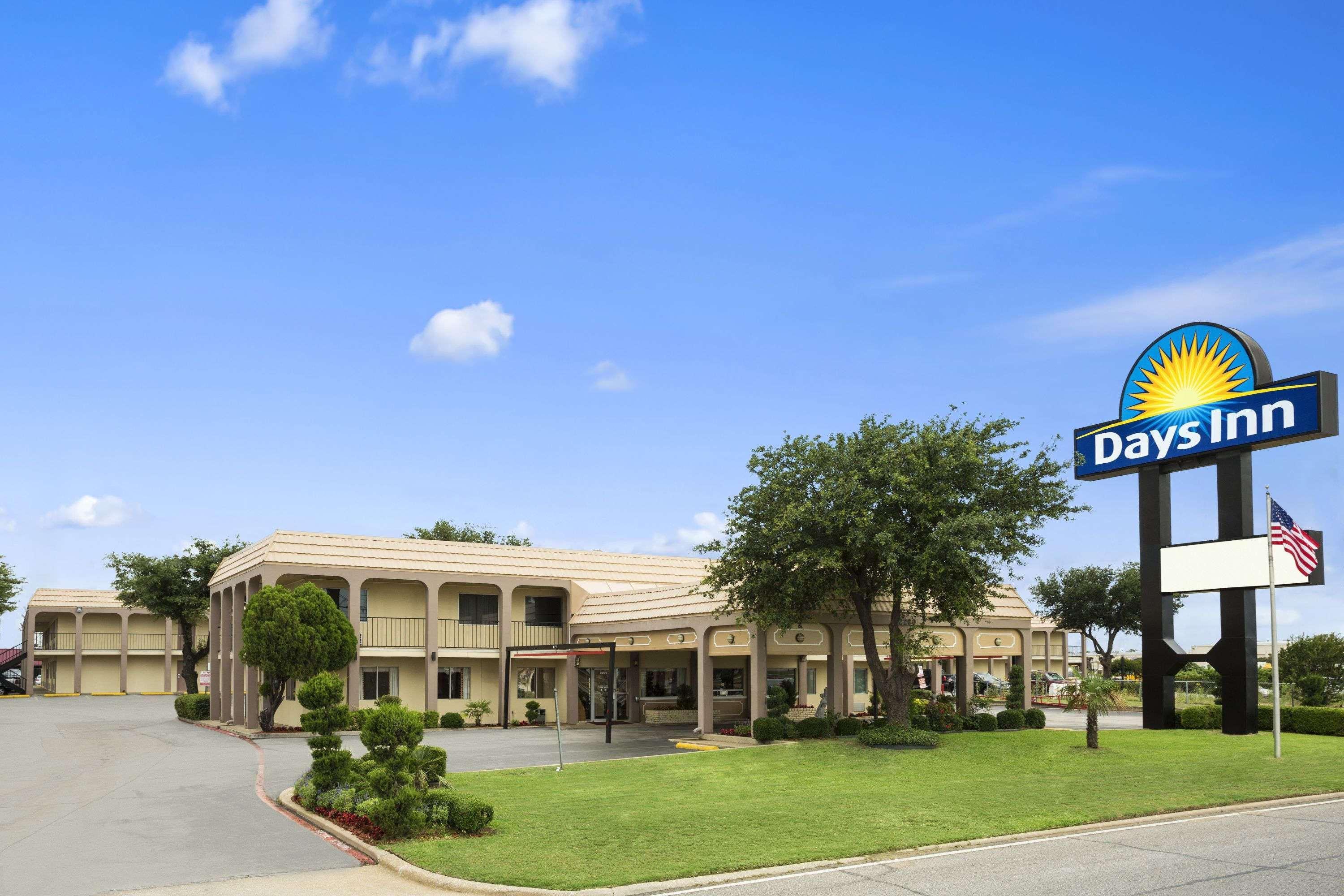 Days Inn By Wyndham Dallas Irving Luaran gambar