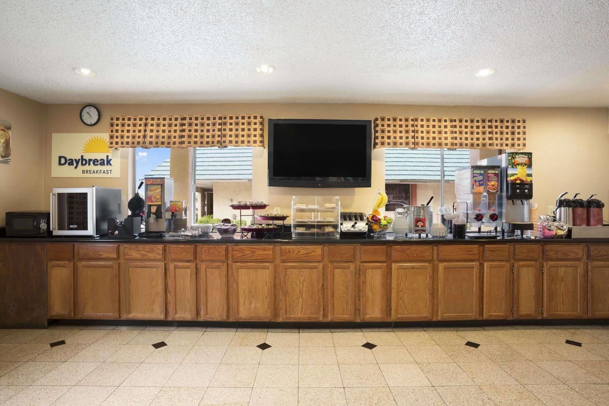 Days Inn By Wyndham Dallas Irving Luaran gambar